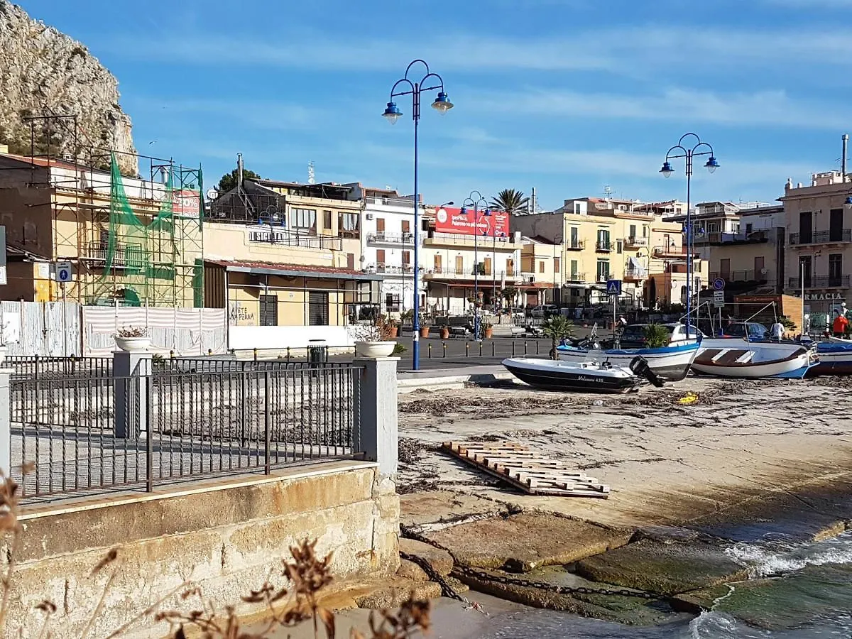 Casa de hóspedes Villa Ania Mondello