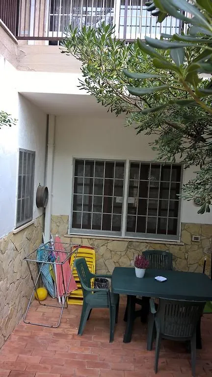 Villa Ania Mondello Guest house